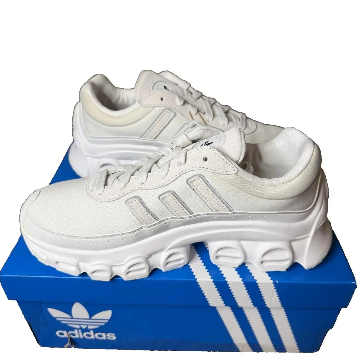Adidas Adifom Megaride J White/gray Sneakers JH6513 Youth Size 6 Women’s Size 7