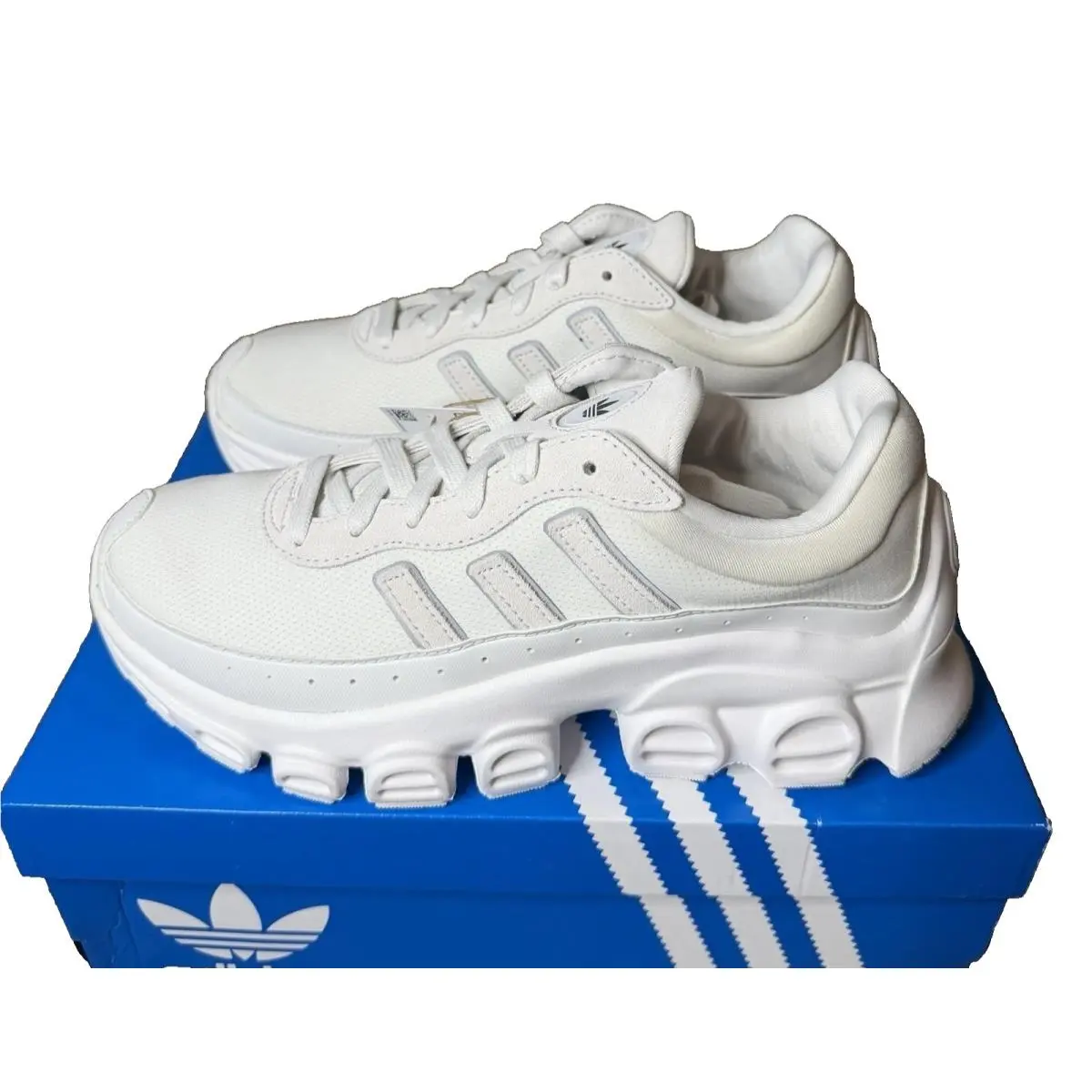 Adidas shoes - JH6513 - JH6513 - White (UPC: 197609713032) 0