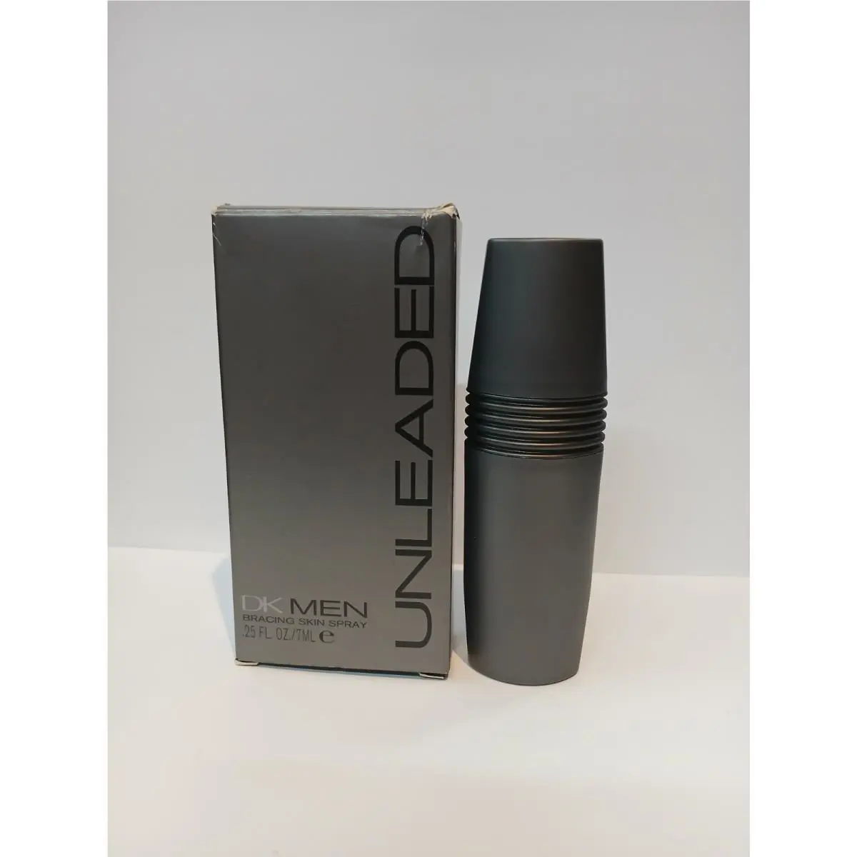 Dkny DK Men Unleaded Bracing Skin Spray 0.25 FL oz / 7 ML