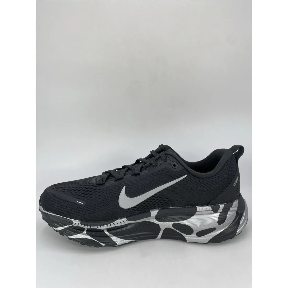 Nike shoes - Nike Vomero 18 - Vomero - IM6010 060 - Anthracite/Reflect Silver (UPC: 198487153668) 1