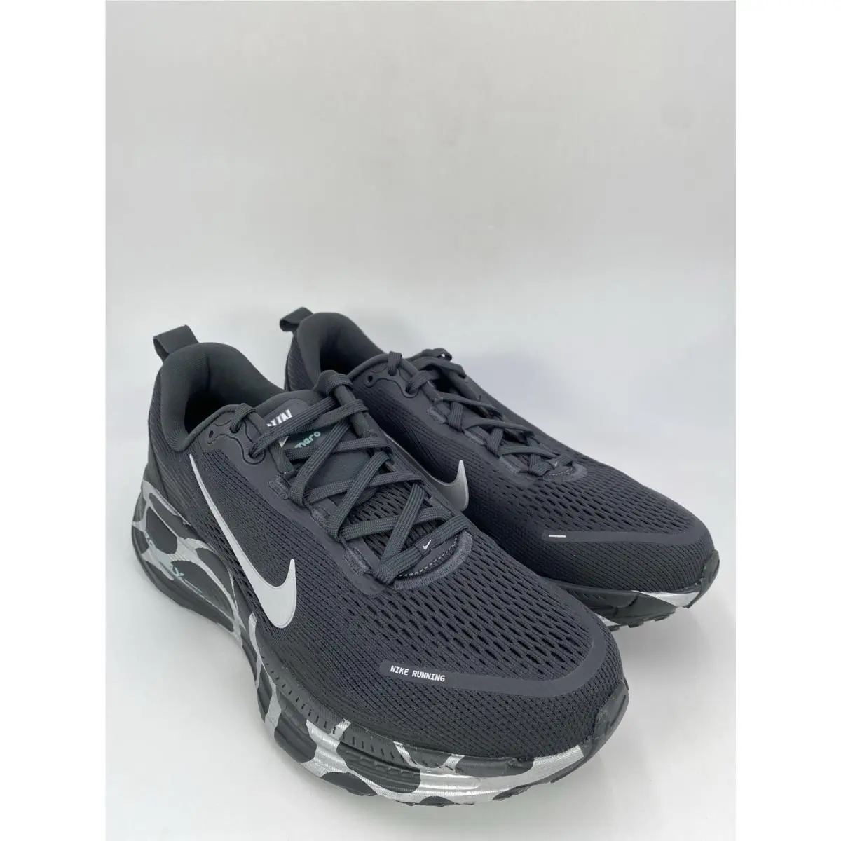 Nike shoes - Nike Vomero 18 - Vomero - IM6010 060 - Anthracite/Reflect Silver (UPC: 198487153668) 3