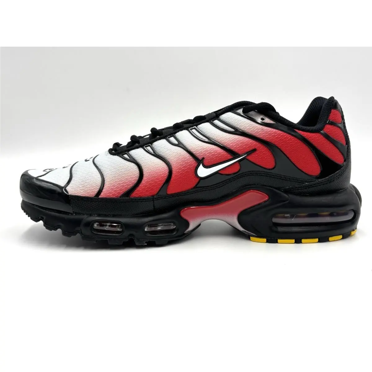 Nike shoes - Nike Air Max Plus - Air Max Plus - DM0032-017 - Black/Red/White 0
