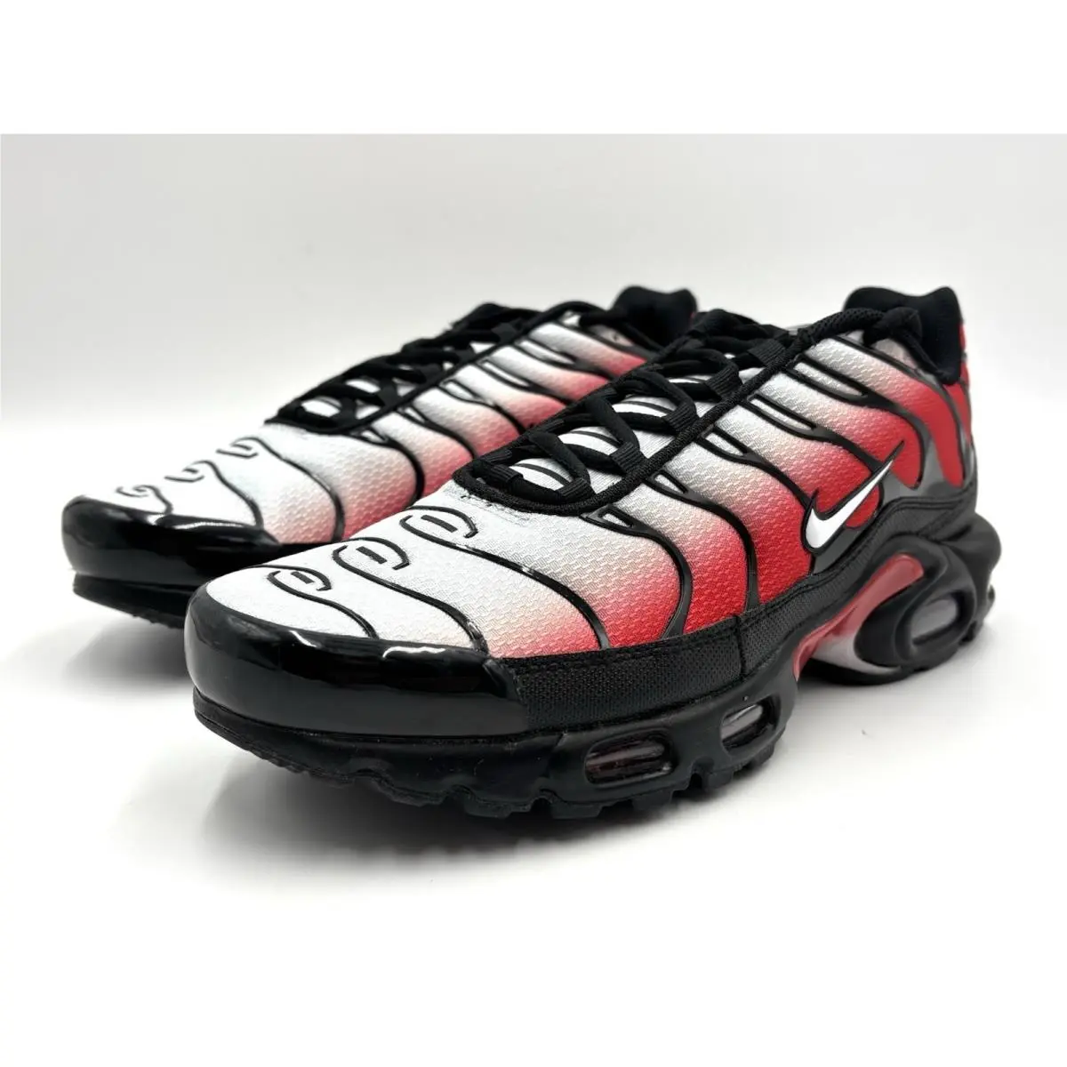Nike shoes - Nike Air Max Plus - Air Max Plus - DM0032-017 - Black/Red/White 1