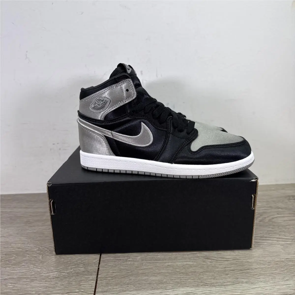 Nike shoes - Air Jordan 1 - Air - FD5304010 FD5304 010 - Black, Medium Gray - White (UPC: 0197600479296) 2