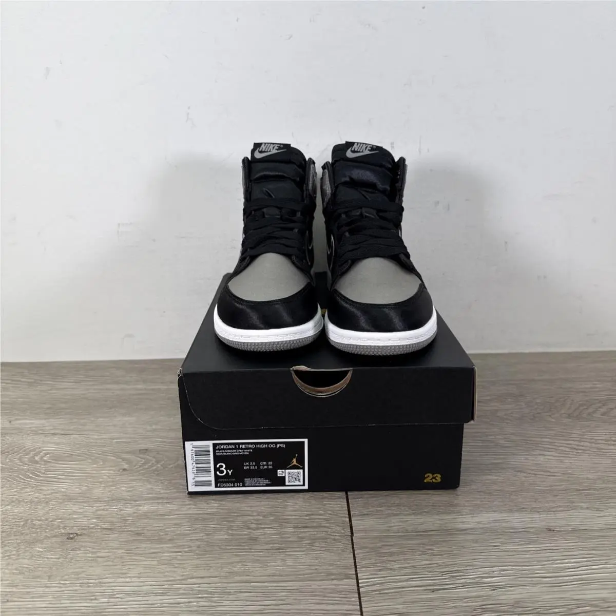 Nike shoes - Air Jordan 1 - Air - FD5304010 FD5304 010 - Black, Medium Gray - White (UPC: 0197600479296) 3