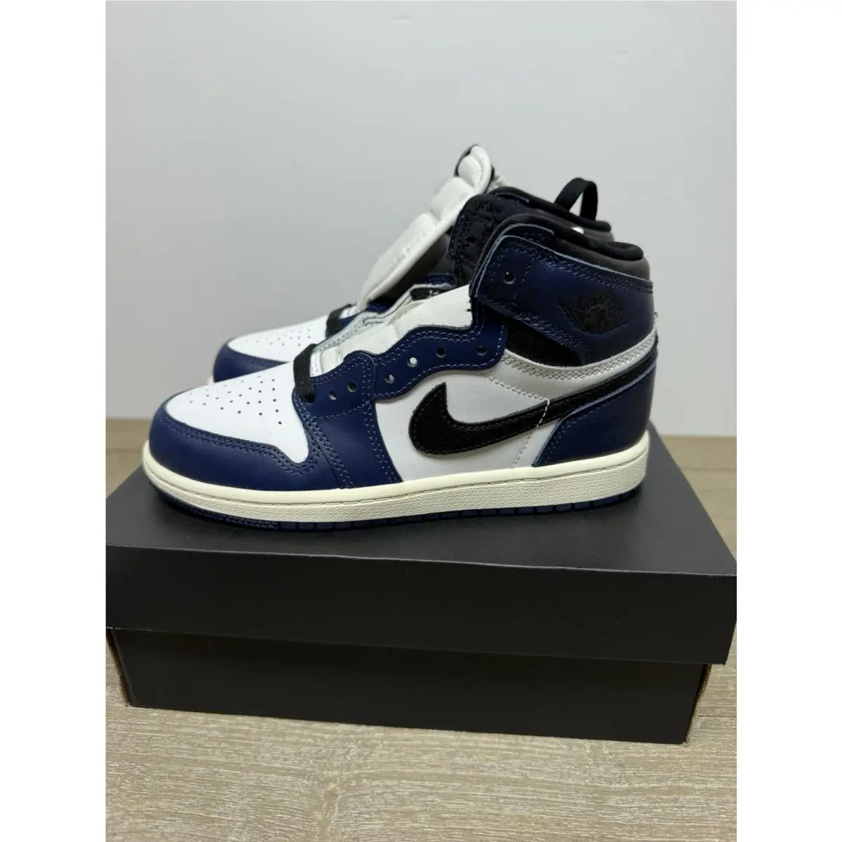 Nike shoes - Air Jordan 1 - Air - FD5304010 FD5304 010 - Black, Medium Gray - White 1