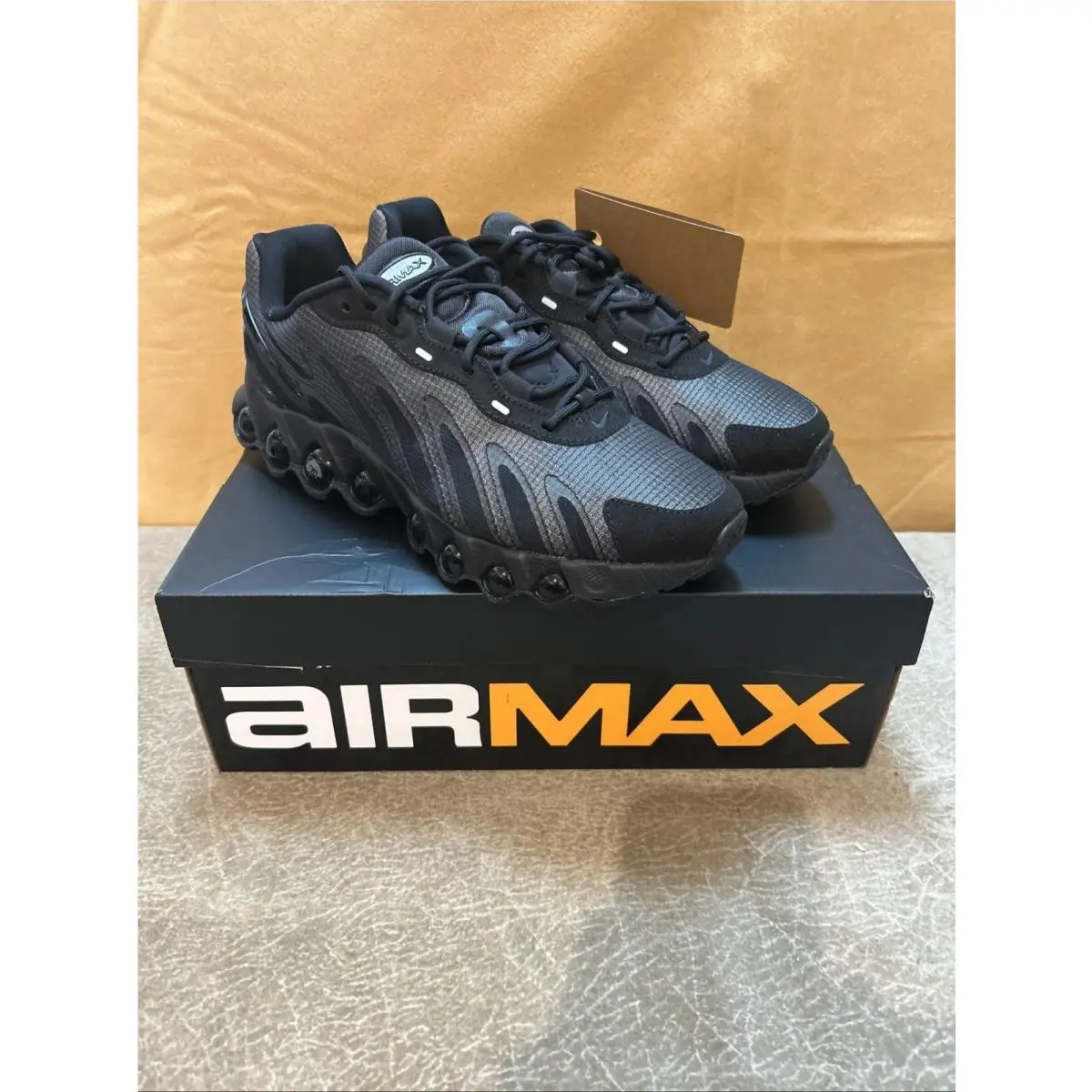 Nike shoes - Nike Air Max SE - Air Max - HV4525-001 - Black 1