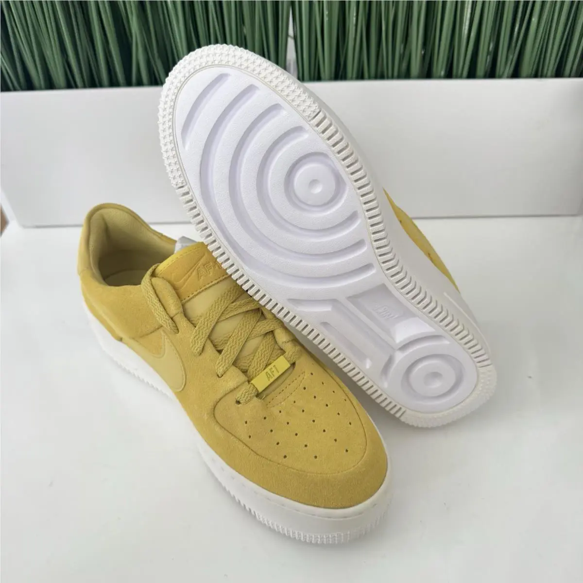 Nike shoes - Nike Air Force 1 - Air Force - AR5339-300 - Yellow 4