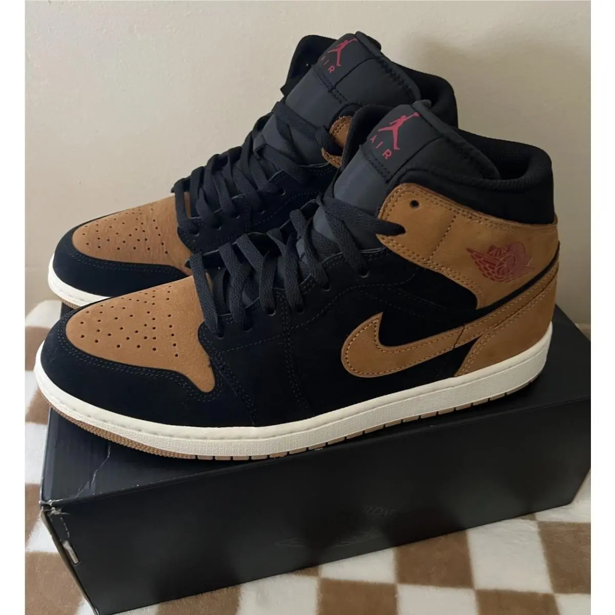 Nike shoes - Nike Air Jordan 1 - Air - HV4091 002 - Black/Flax/Varsity Red 8