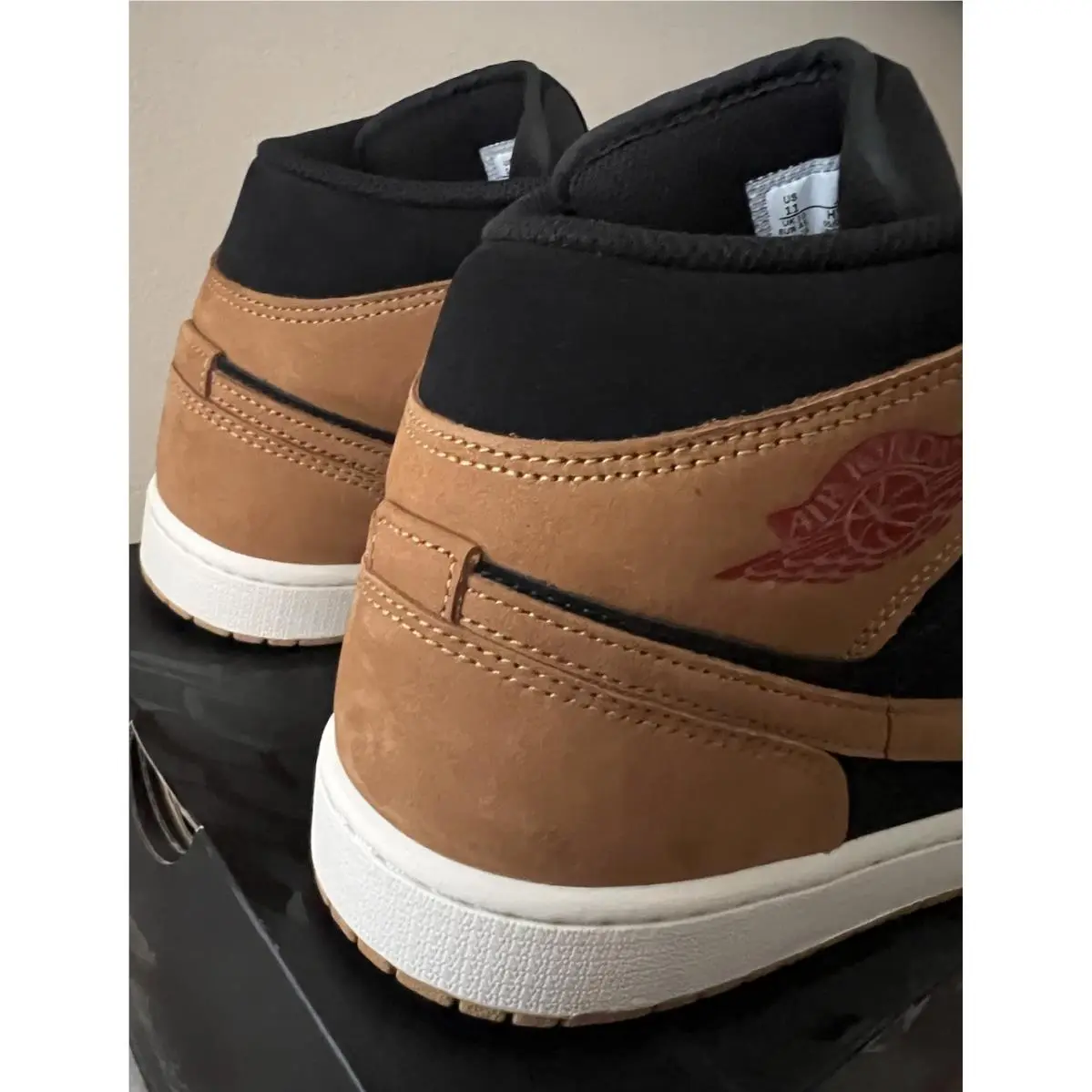 Nike shoes - Nike Air Jordan 1 - Air - HV4091 002 - Black/Flax/Varsity Red 9