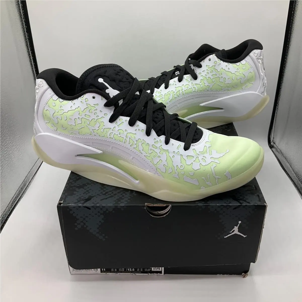 Nike Jordan Zion 3 No Guts Sneakers Mens Size 11 DR0675-110 Barely Volt