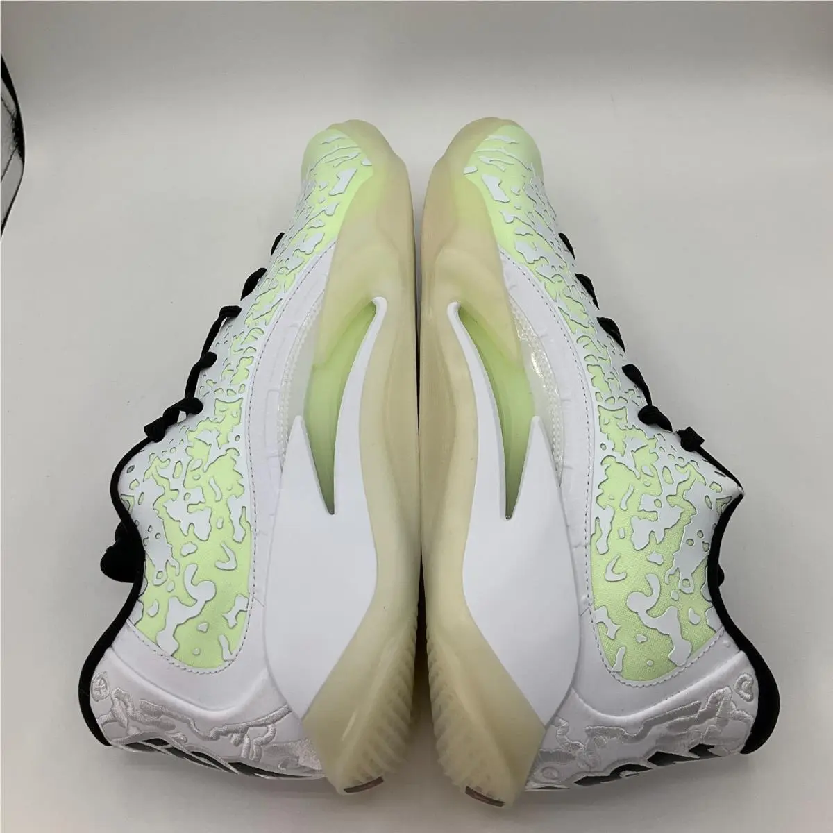 Nike shoes - Jordan Zion 3 - Zion - DR0675-110 - White 4