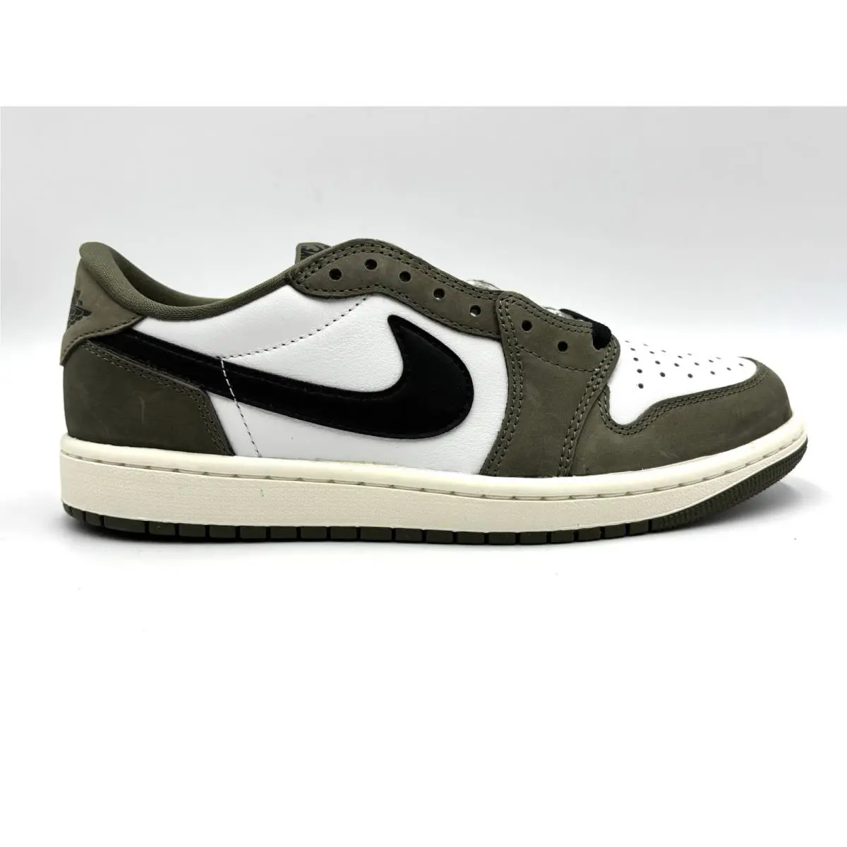 Nike shoes - Nike Air Jordan 1 - Air - HQ6998-200 - Green 0