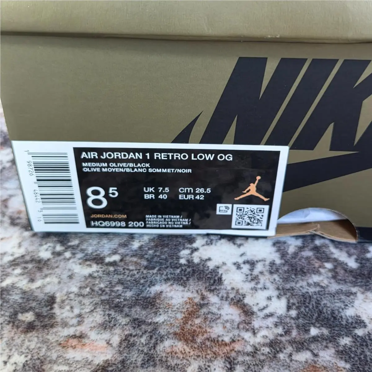 Nike shoes - Air Jordan 1 - Air - HQ6998-200 - Medium Olive Black 13