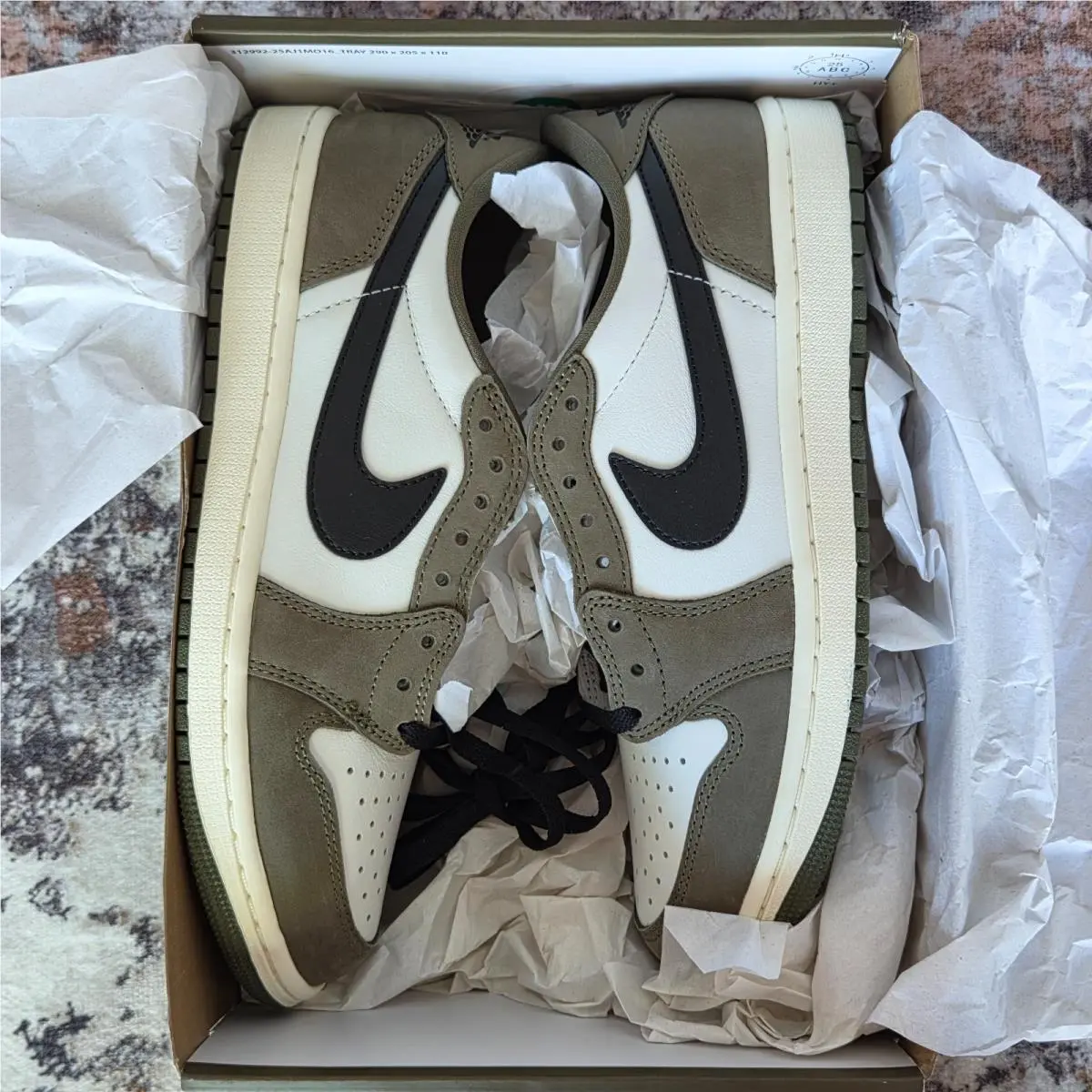 Nike shoes - Air Jordan 1 - Air - HQ6998-200 - Medium Olive Black 14