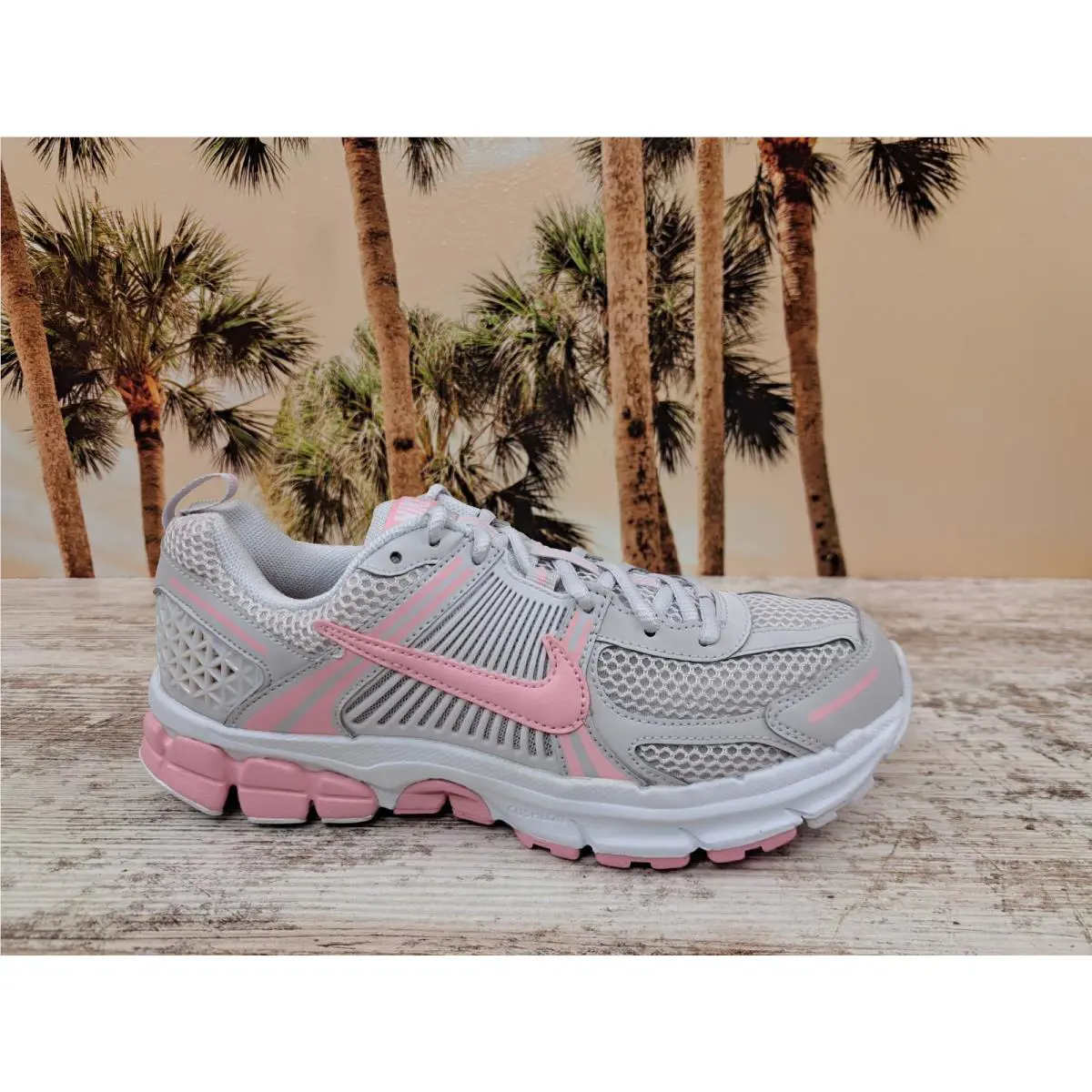 Nike shoes - Nike Vomero 5 - Vomero - HF6998 012 - White 0