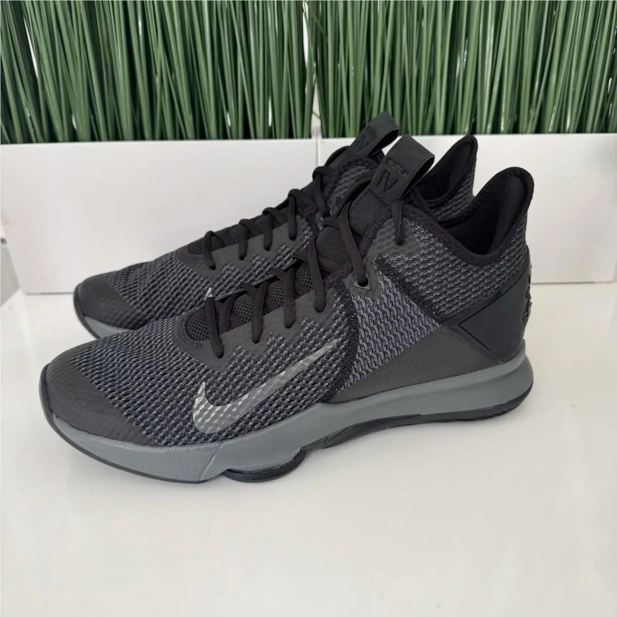 Nike Lebron Witness IV Nby Black Grey Mens Basketball Shoes BV7427-003 Size 10