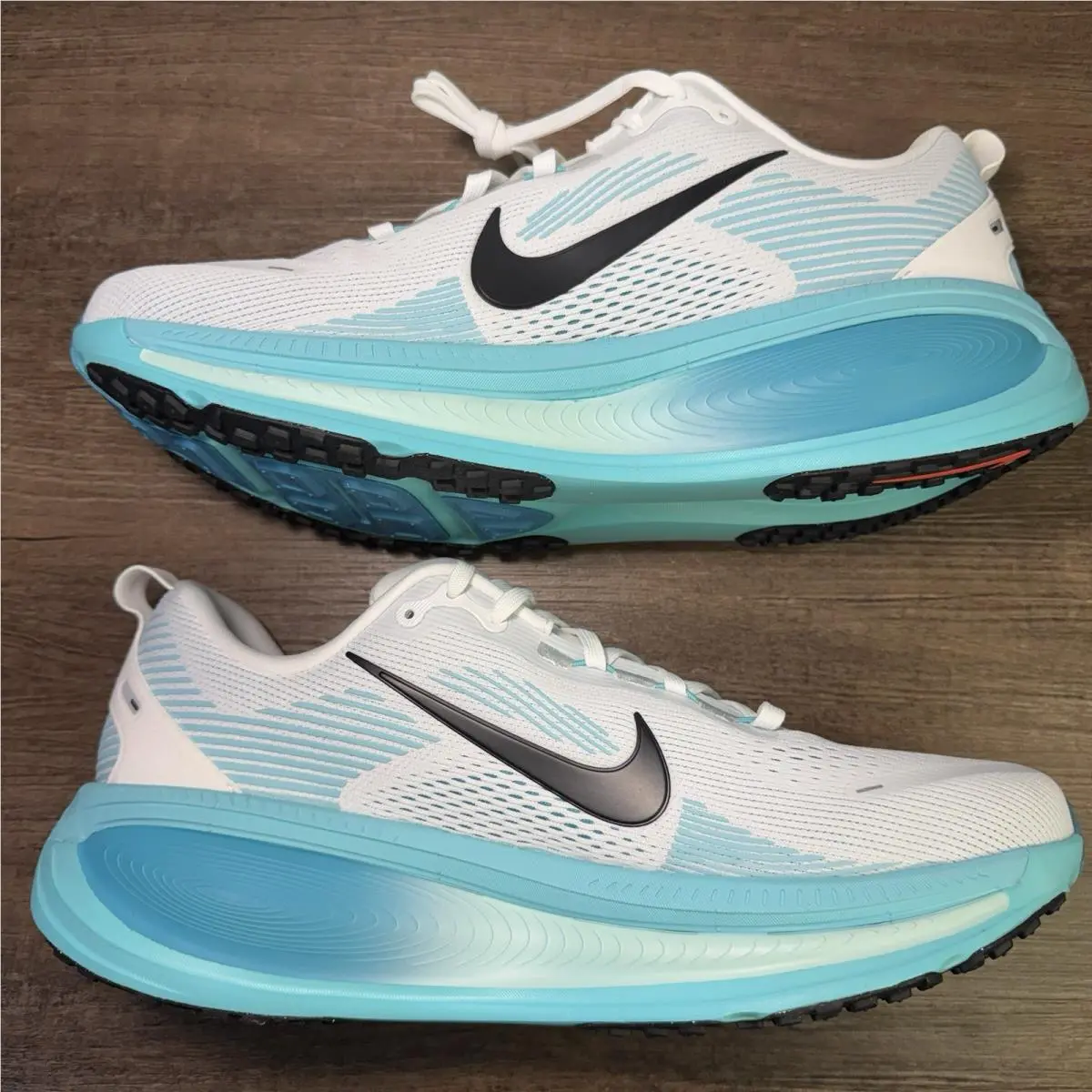Nike shoes - Nike Vomero 18 - Vomero - HM6803-103 - White 3