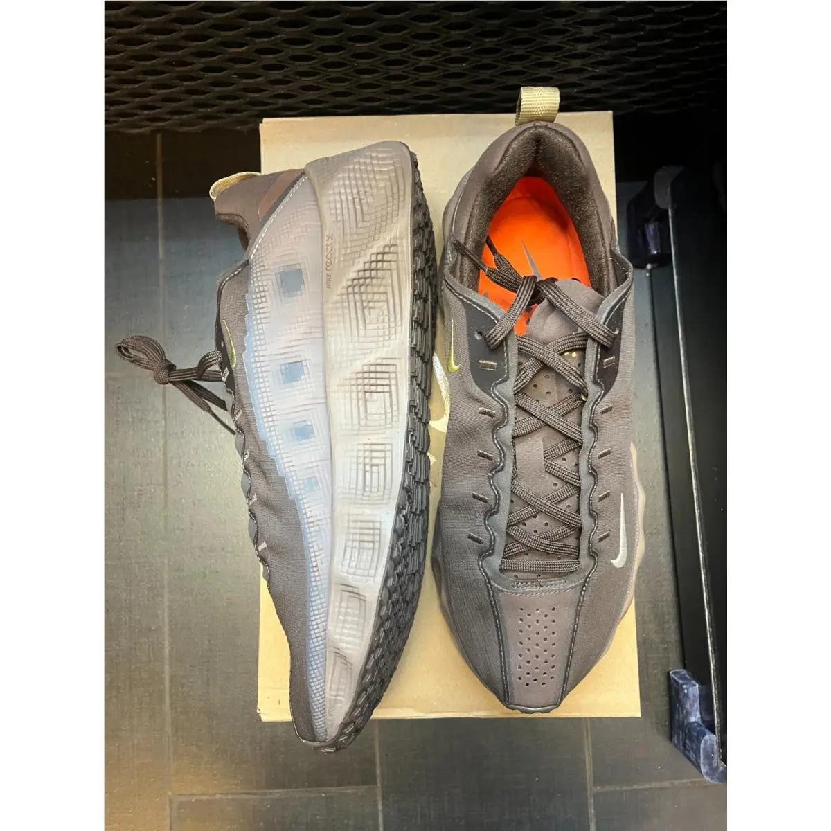 Nike shoes - Brown 3