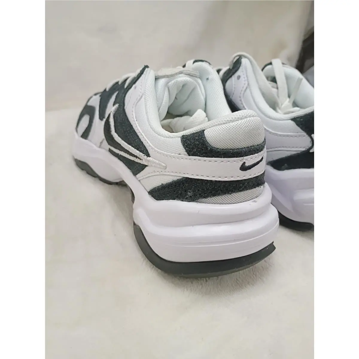 Nike shoes - Nike AL8 - FJ3794-104 - White 4
