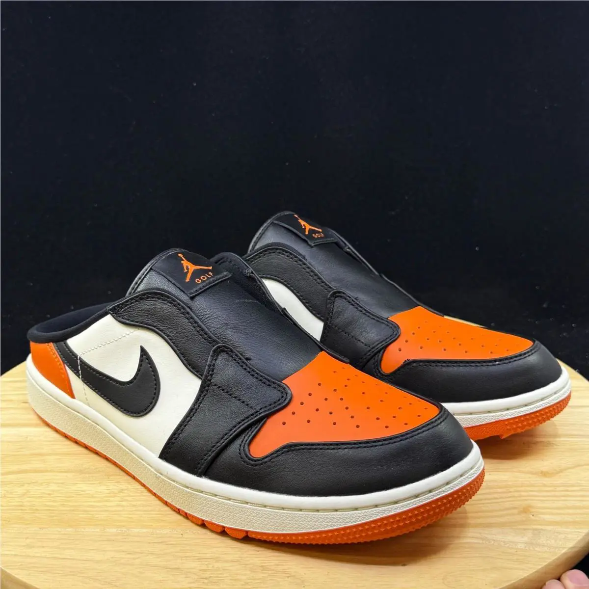 Nike shoes - Black 2