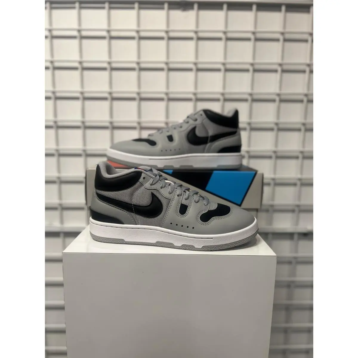 Nike Mac Attack Size 9