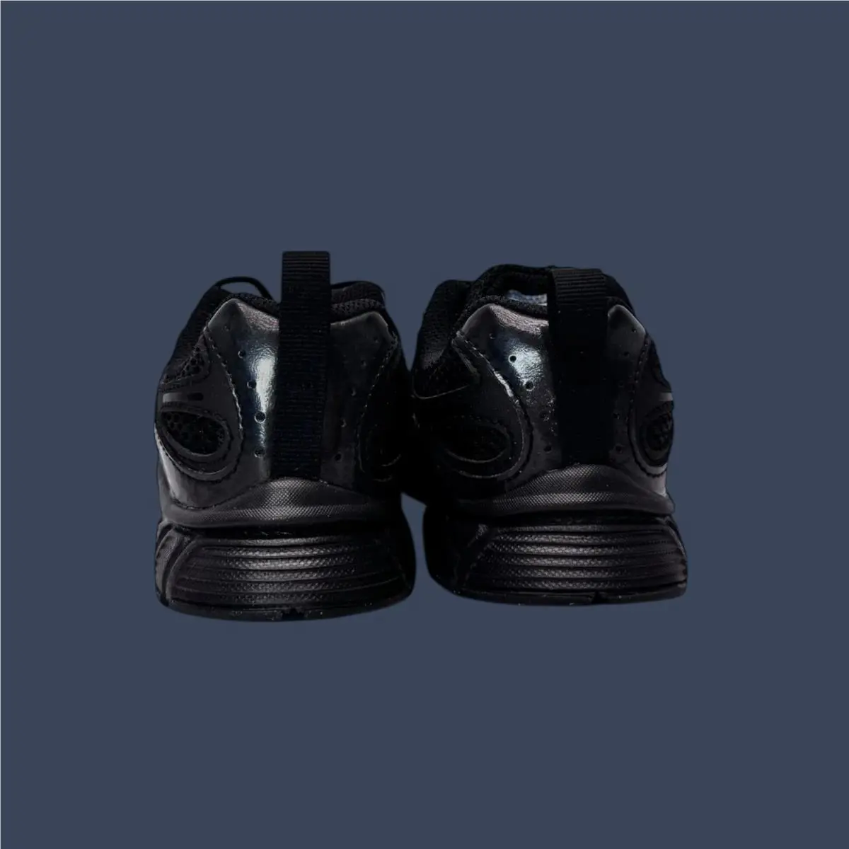 Nike shoes - Nike V5 RNR PS Black/Anthracite– HQ6412-002 (UPC: 198485466531) 1