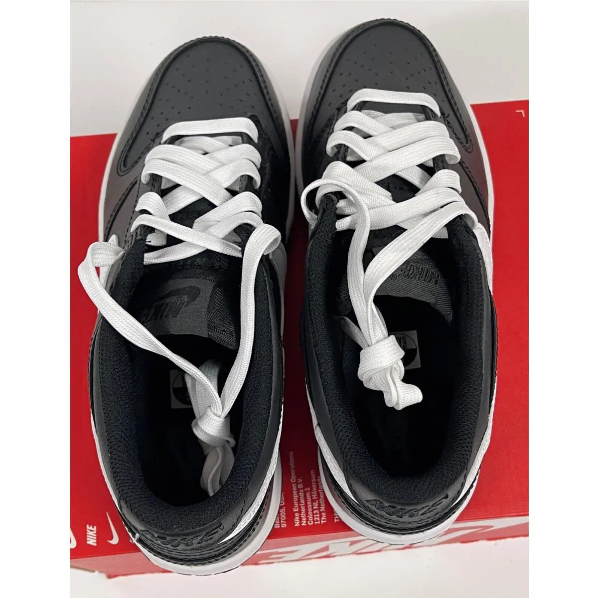 Nike shoes - Black (UPC: 195870272838) 1
