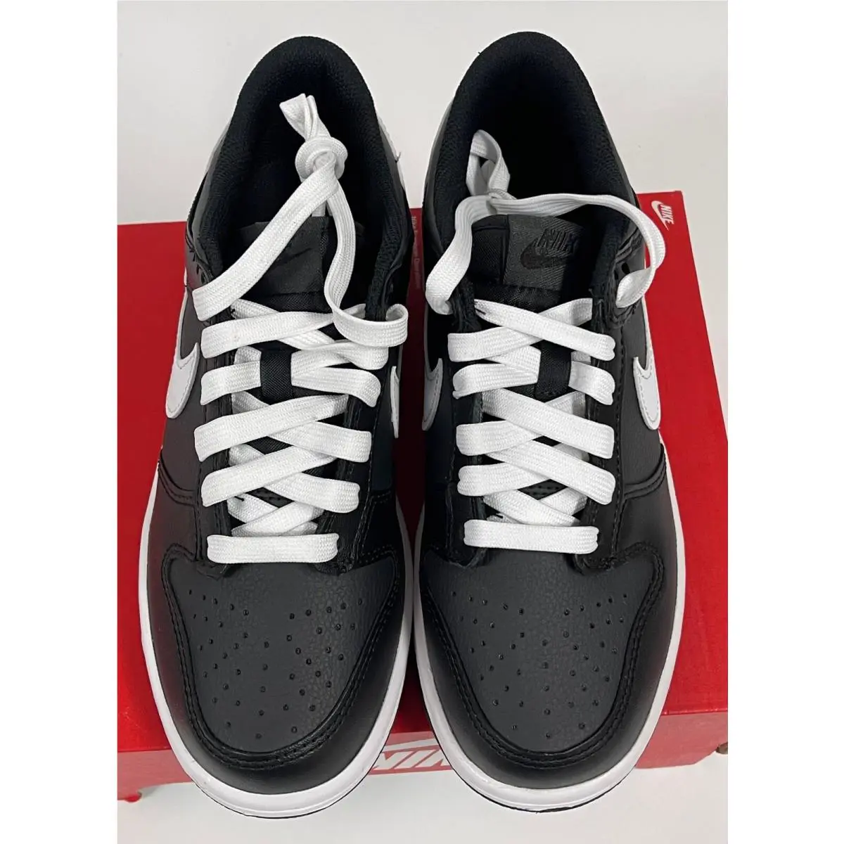 Nike shoes - Black (UPC: 195870272838) 3
