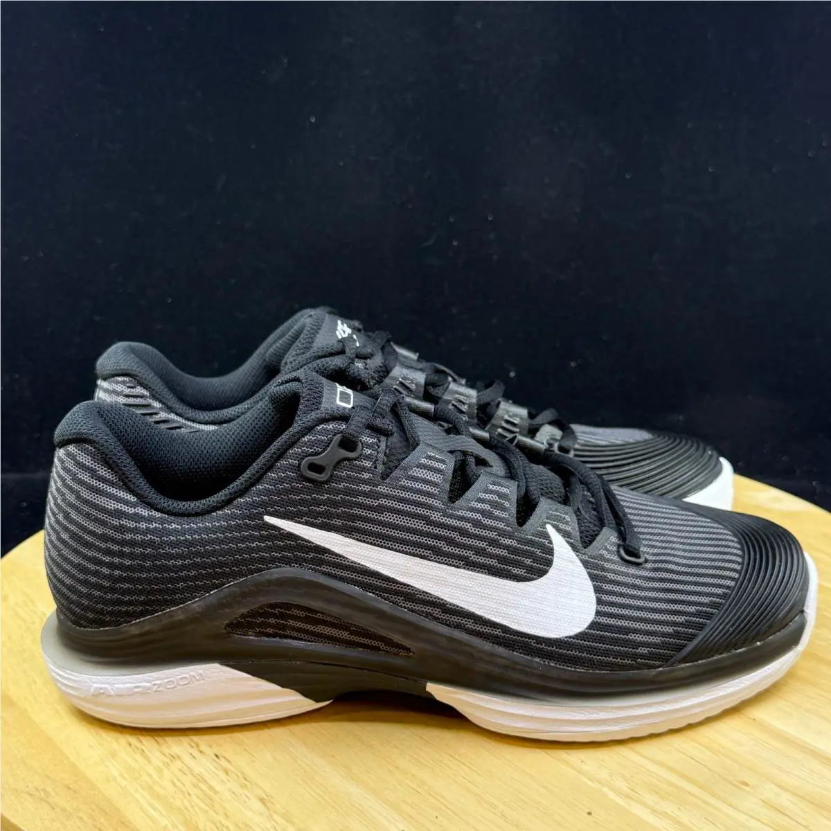 Nike shoes - Black 3