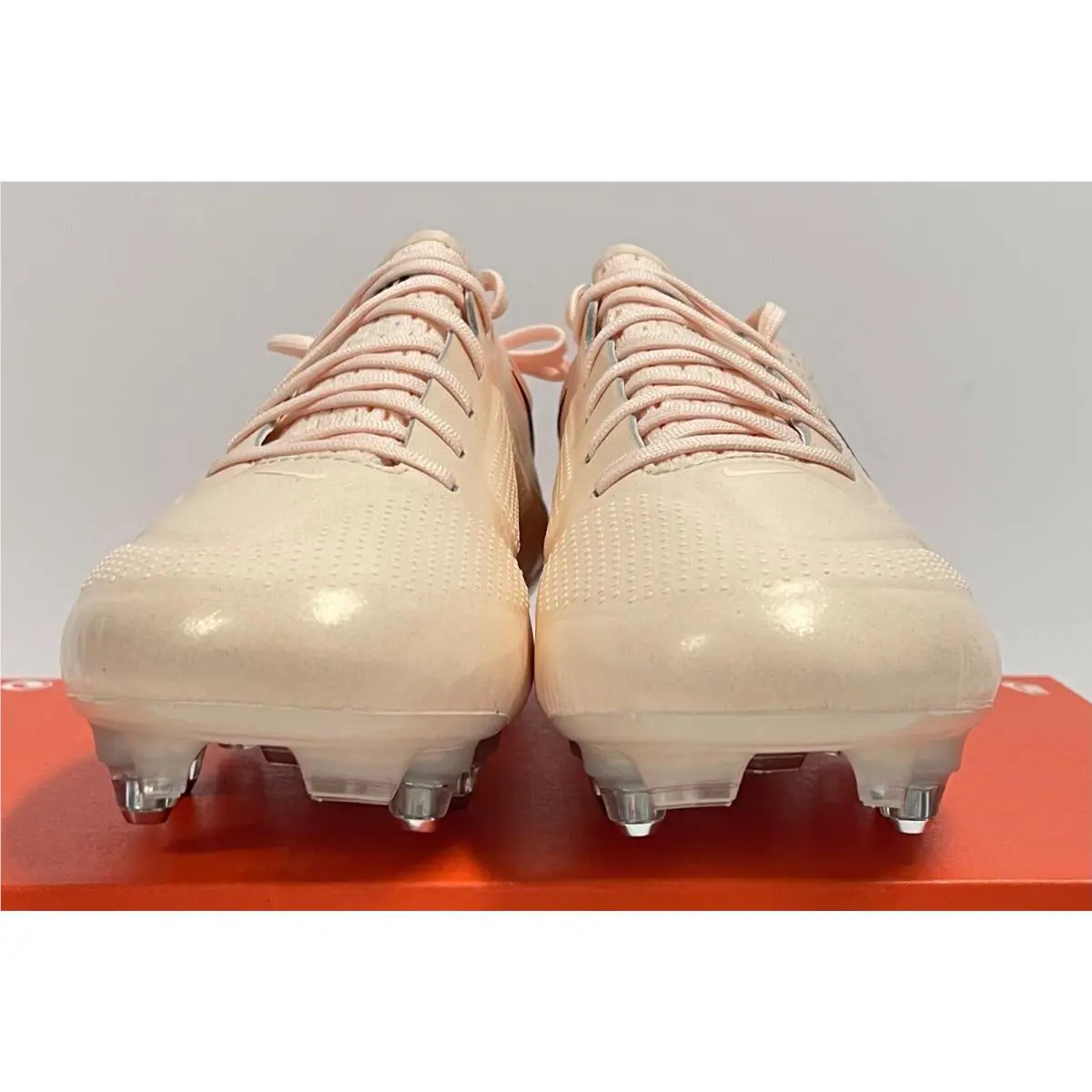 Nike shoes - Nike Legend - Legend - DB0822801 - Pink, Manufacturer Code: Guava Ice/Yellow Strike (UPC: 196149839967) 3