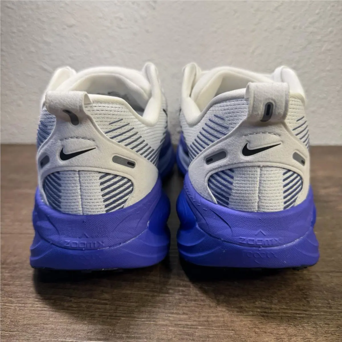 Nike shoes - Nike Vomero 18 - Vomero - HM6803-104 - White (UPC: 197863466187) 7