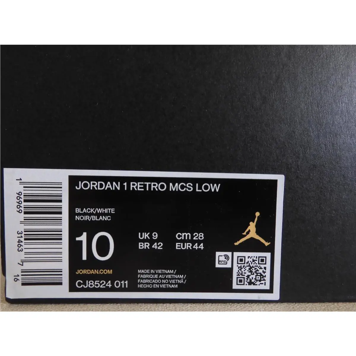 Nike shoes - Air Jordan 1 - Air - CJ8524 011 - Black (UPC: 196969314637) 3