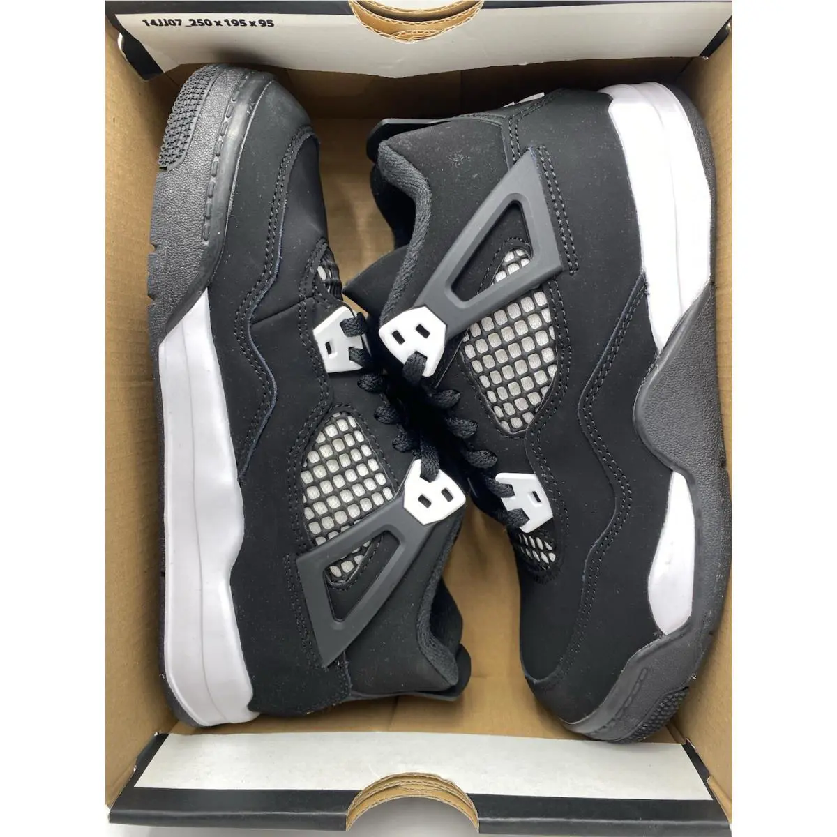 Nike shoes - Black (UPC: 197599876151) 5