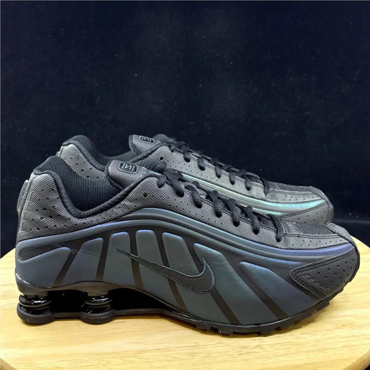 Nike shoes - Black 2