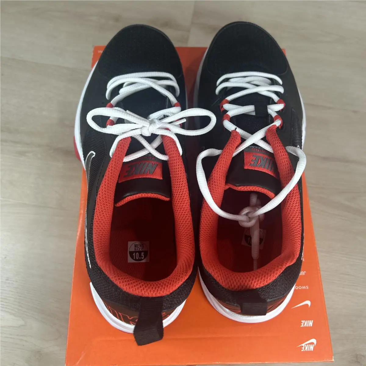 Nike shoes - Nike Air Velocitrainer - Air Velocitrainer - Red 3