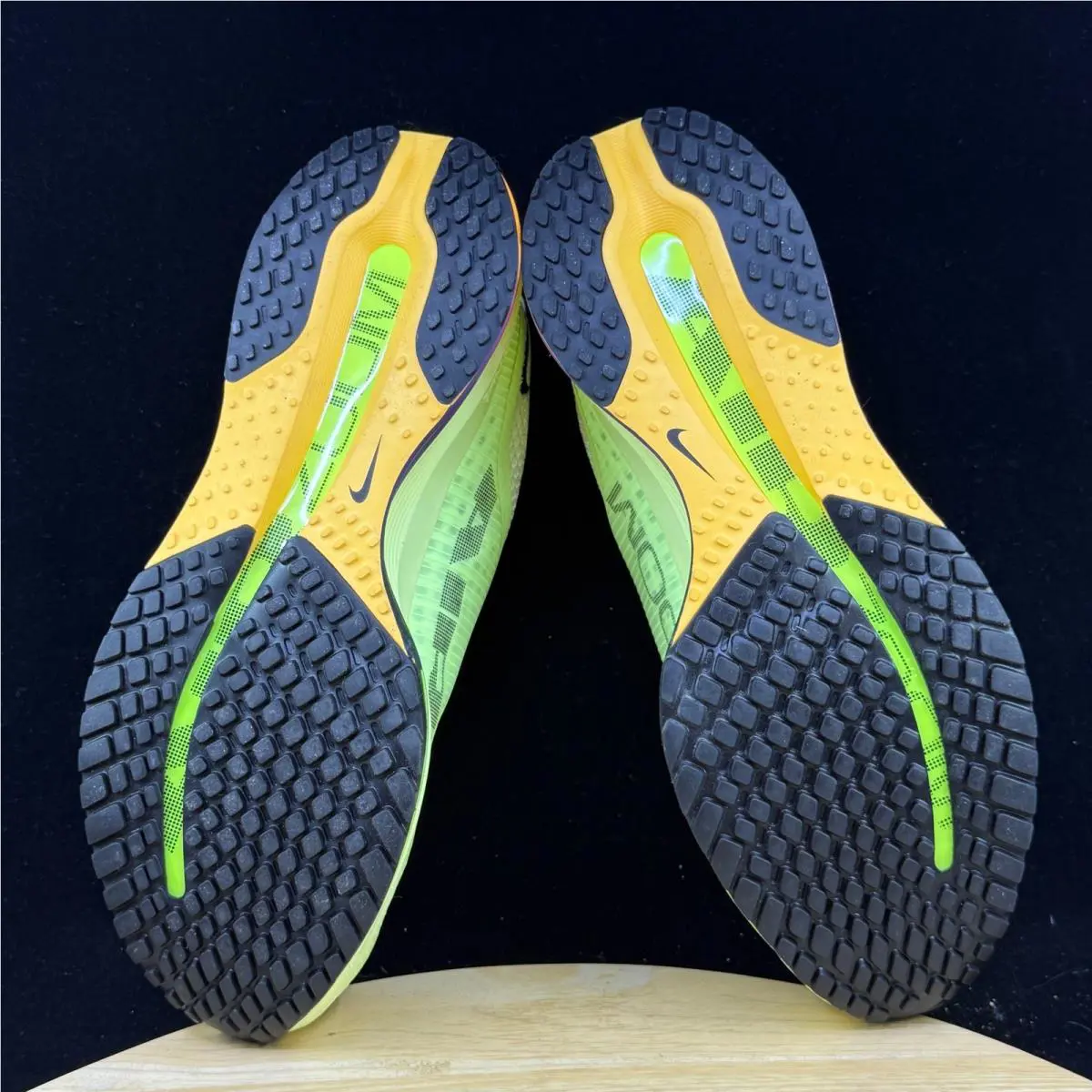 Nike shoes - Green 6