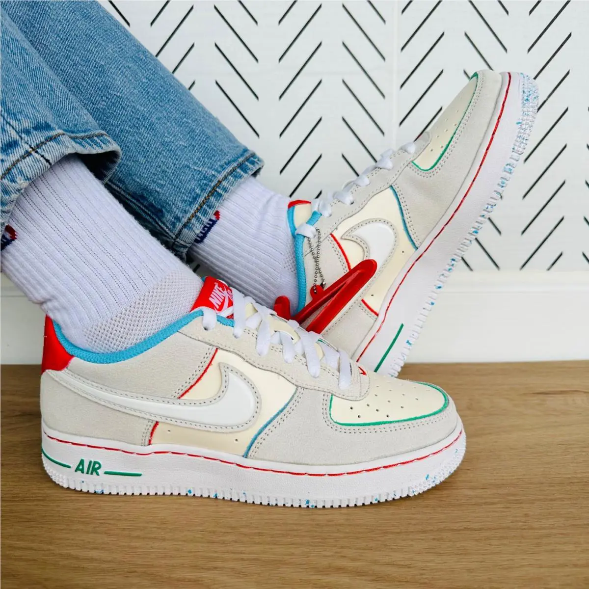 Nike shoes - Nike Air Force 1 Low LV8 GS - Beige (UPC: 196969722227) 1