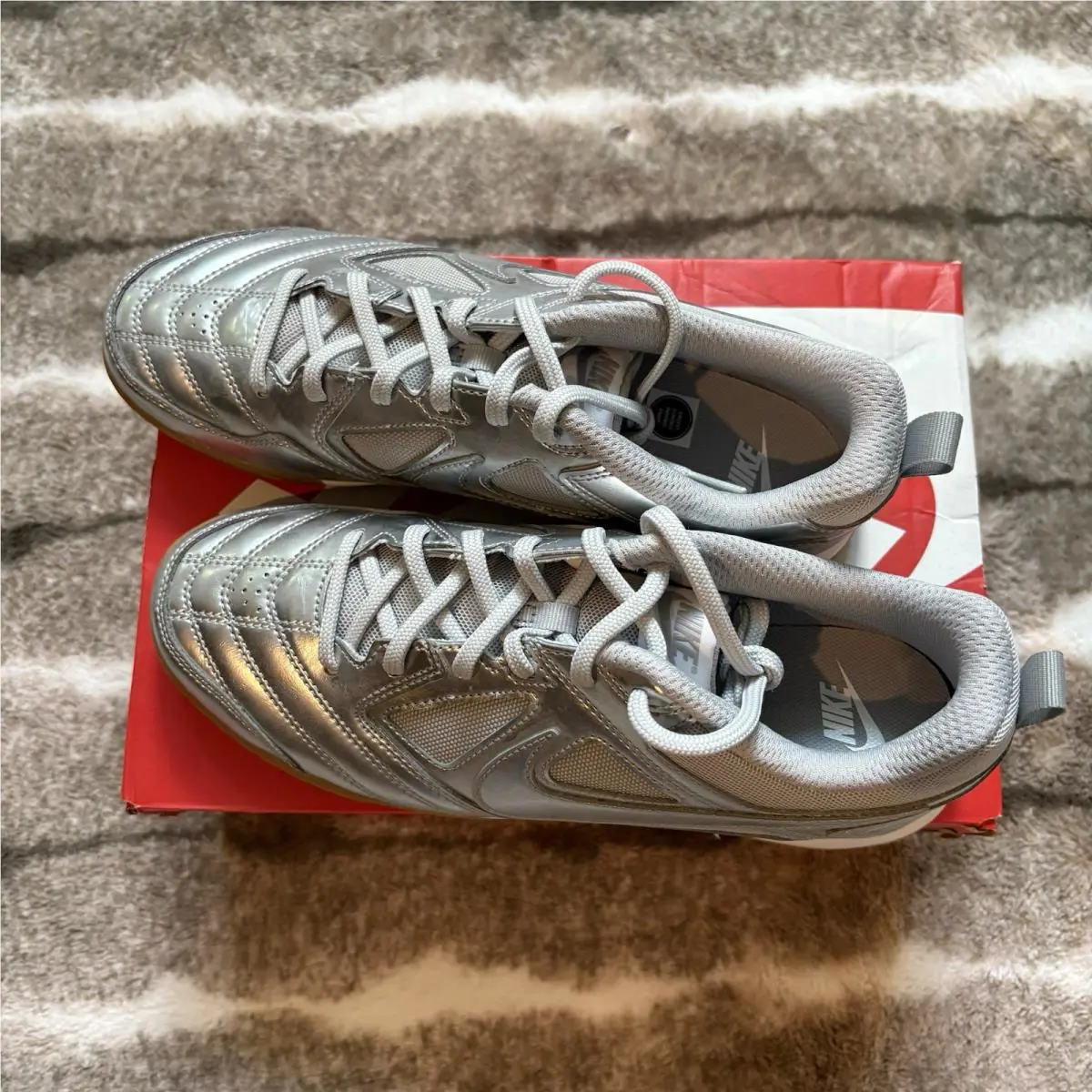 Nike shoes - Nike Gato LV8 - Gato - Metallic Silver (UPC: 0198481208906) 3