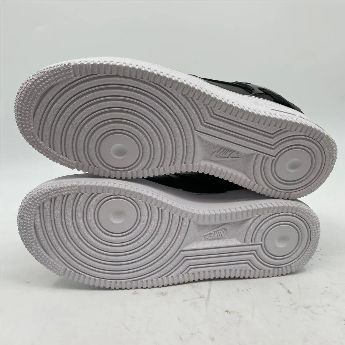 Nike shoes - Black 6