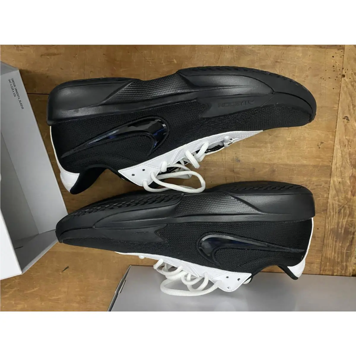 Nike shoes - Black 6
