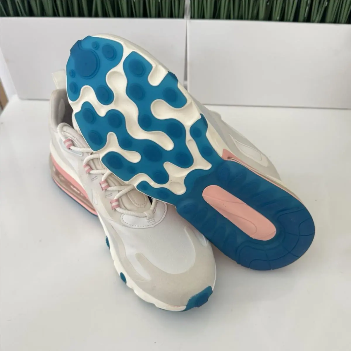 Nike shoes - Nike Air Max 270 - Air Max - AT6174-100 - White 4