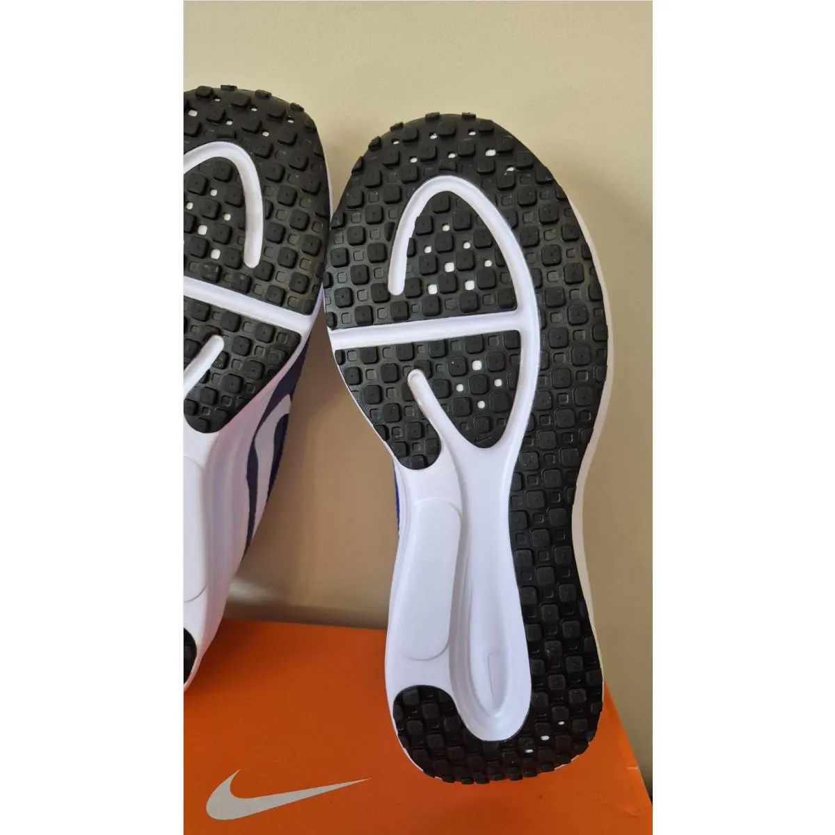 Nike shoes - Nike Revolution 8 - Revolution - HJ9198-401 - Blue (UPC: 197862904116) 10