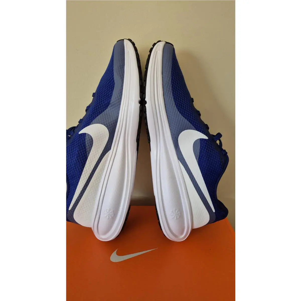 Nike shoes - Nike Revolution 8 - Revolution - HJ9198-401 - Blue (UPC: 197862904116) 2