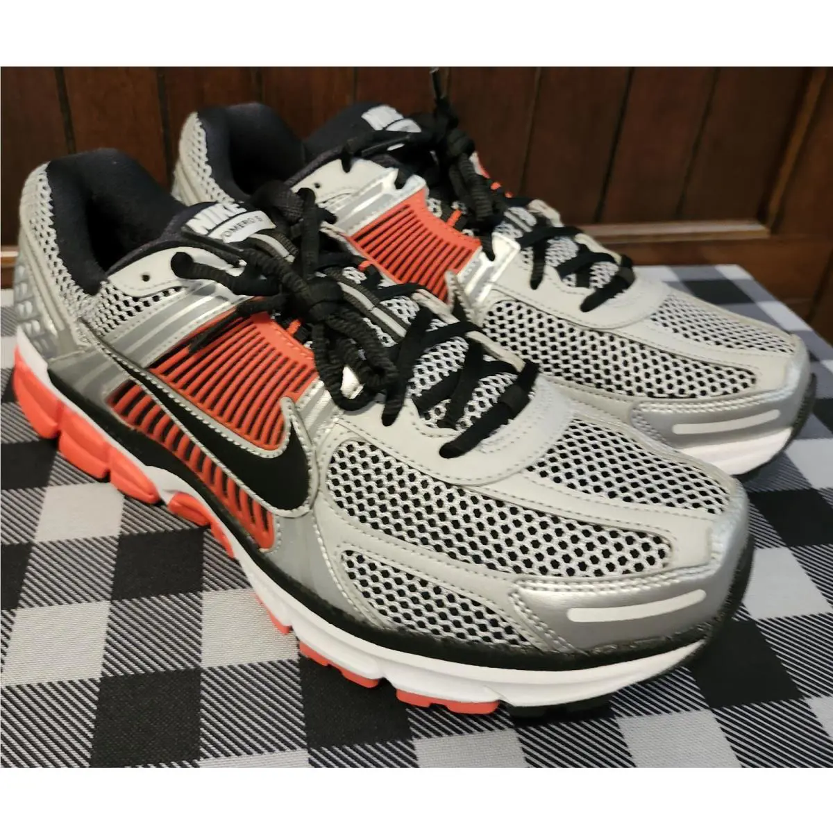 Nike shoes - Nike Zoom Vomero 5 - Zoom Vomero - metallic silver, red 8