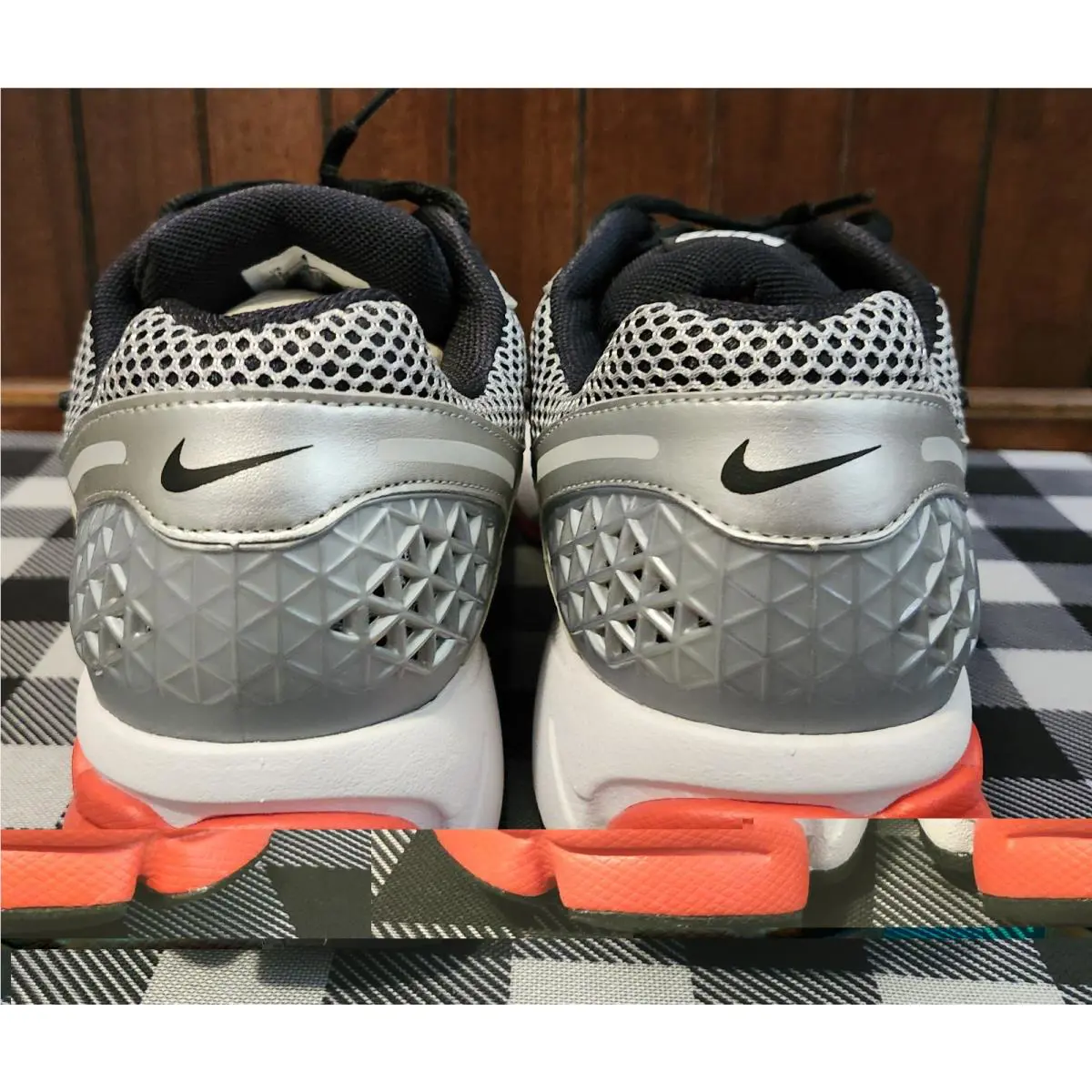 Nike shoes - Nike Zoom Vomero 5 - Zoom Vomero - metallic silver, red 10