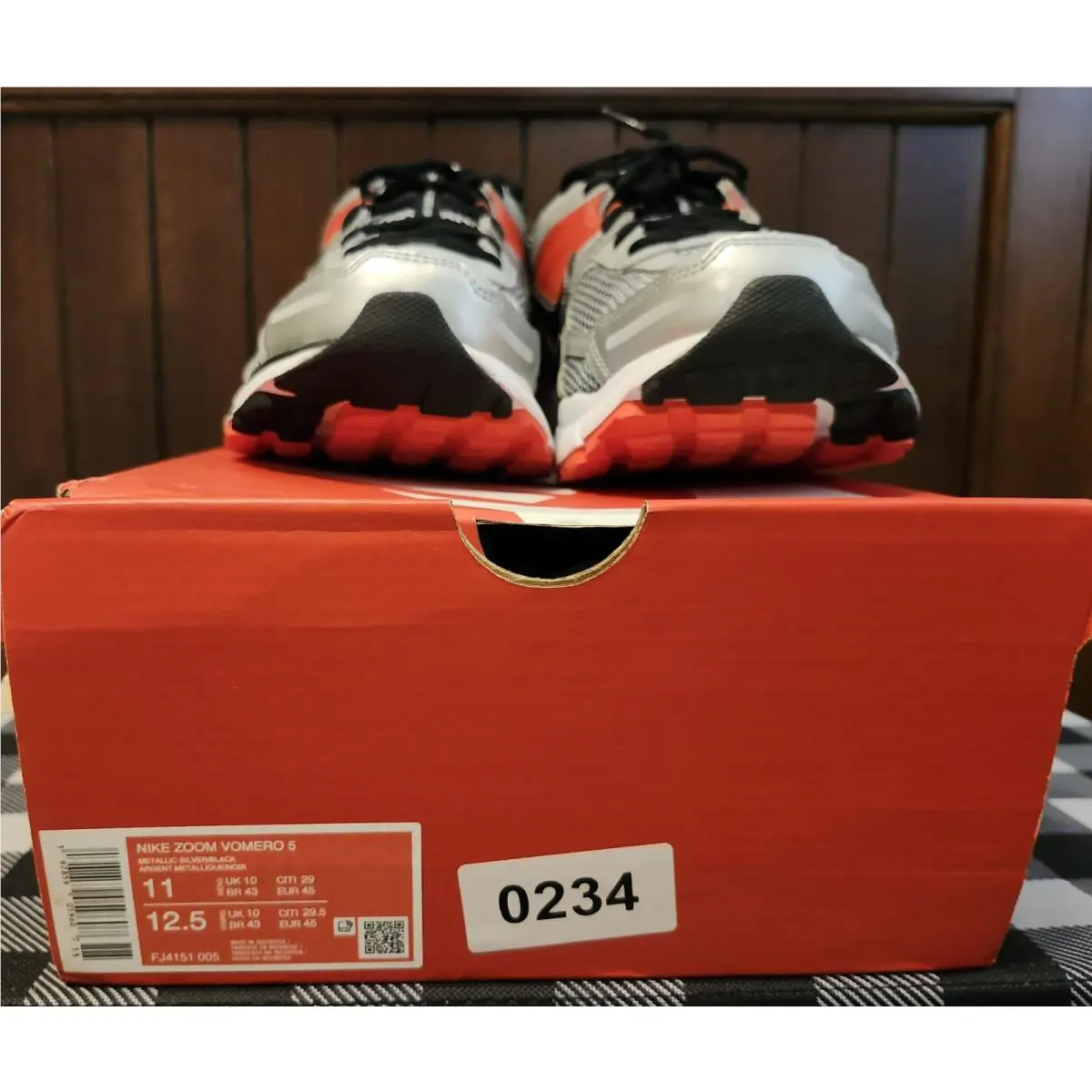 Nike shoes - Nike Zoom Vomero 5 - Zoom Vomero - metallic silver, red 14