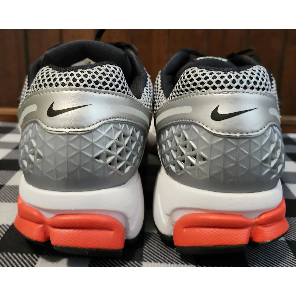 Nike shoes - Nike Zoom Vomero 5 - Zoom Vomero - metallic silver, red 2