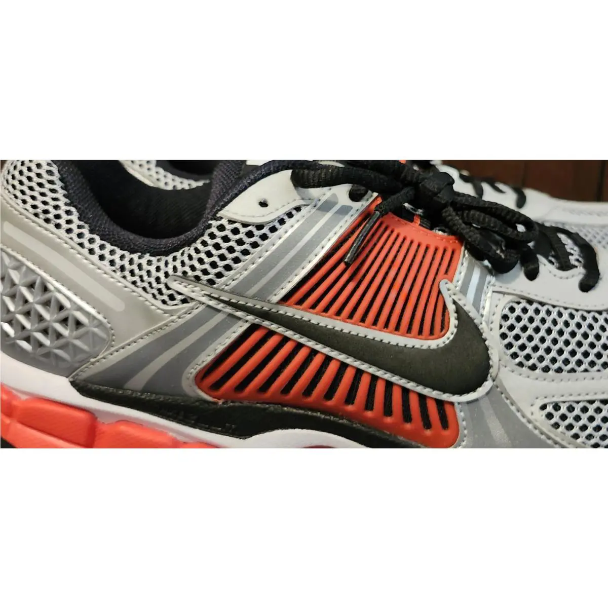 Nike shoes - Nike Zoom Vomero 5 - Zoom Vomero - metallic silver, red 3