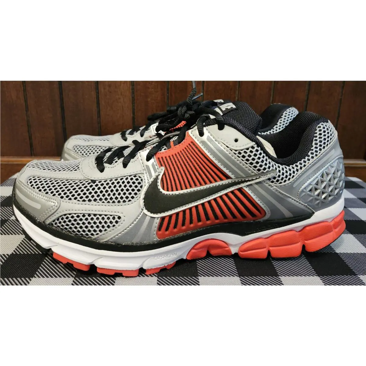 Nike shoes - Nike Zoom Vomero 5 - Zoom Vomero - metallic silver, red 7